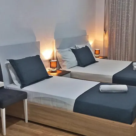 Kalonis Holiday Apartamento *