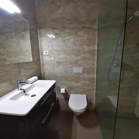 Apartment Kalonis Holiday Shëngjin