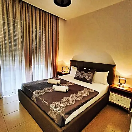 Kalonis Holiday Apartment *